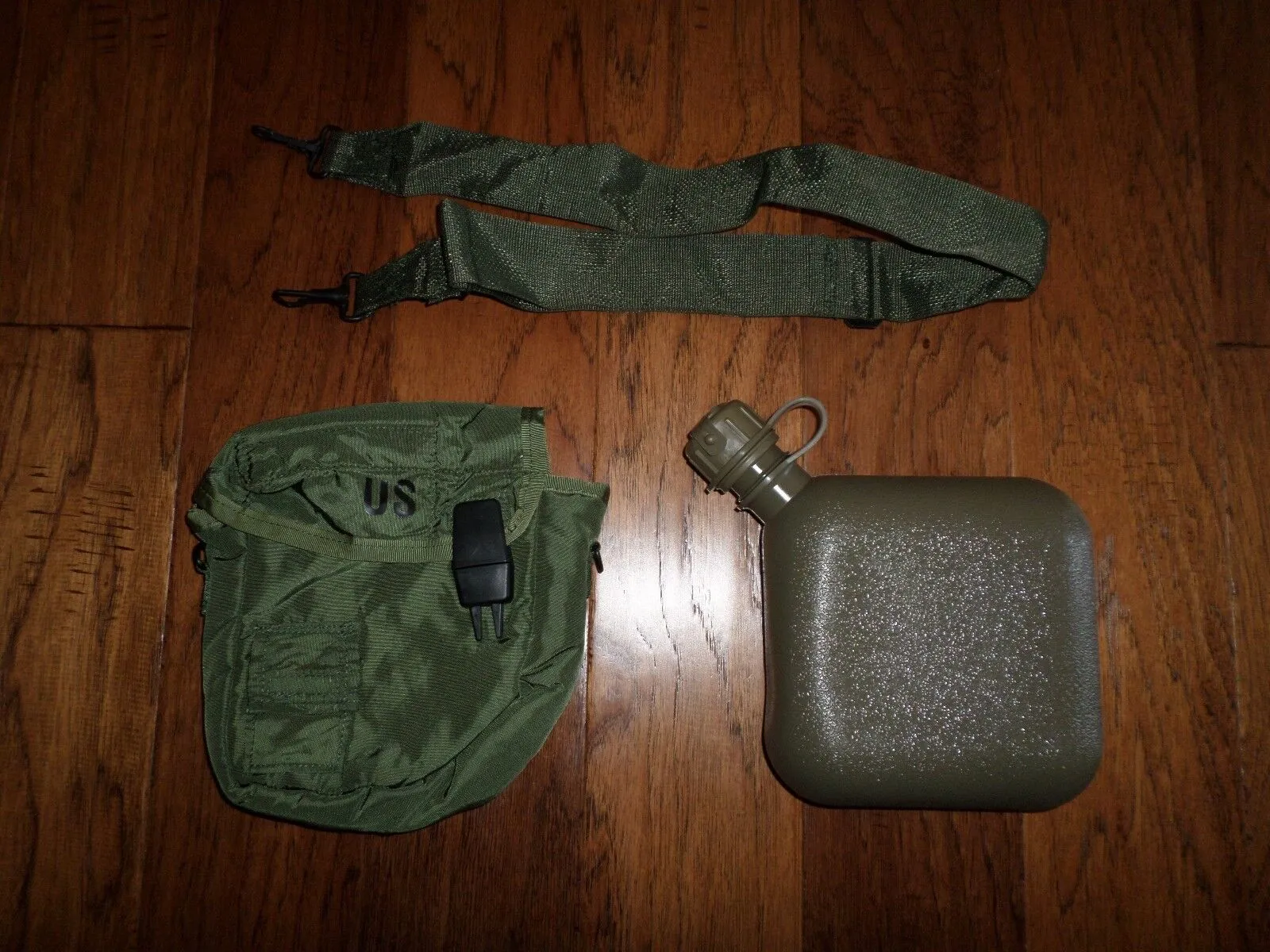 NEW U.S MILITARY ISSUE 2 QUART COLLAPSIBLE CANTEEN   COVER   STRAP NBC LID CAP